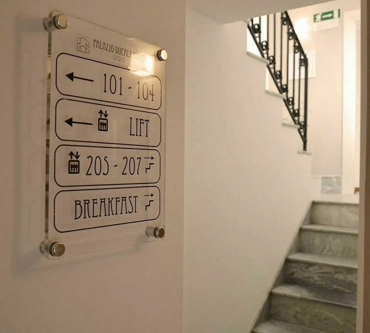 Palazzo Ducale Suites Monreale Bed and breakfast