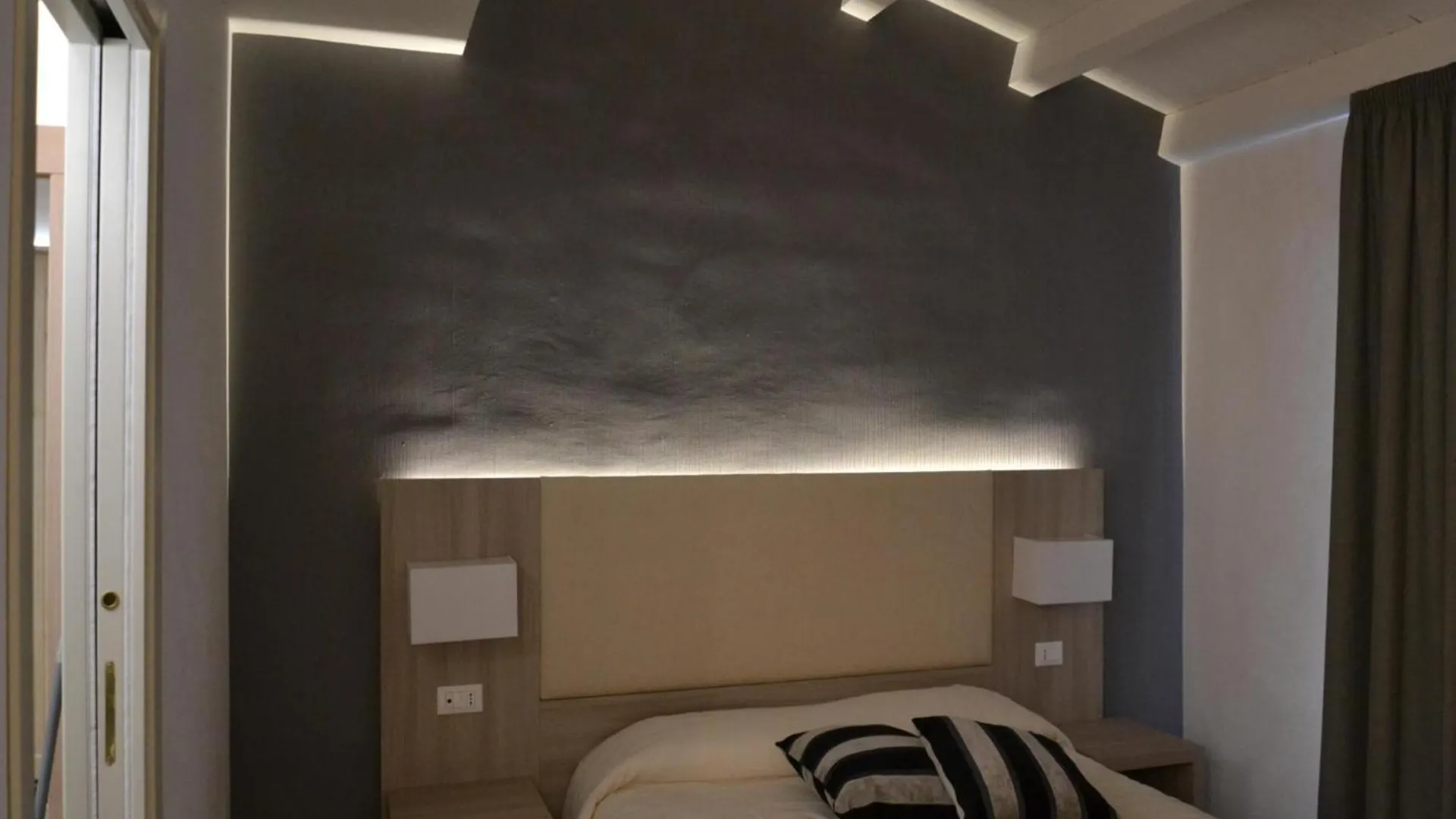 Palazzo Ducale Suites Monreale 3*,  Italy